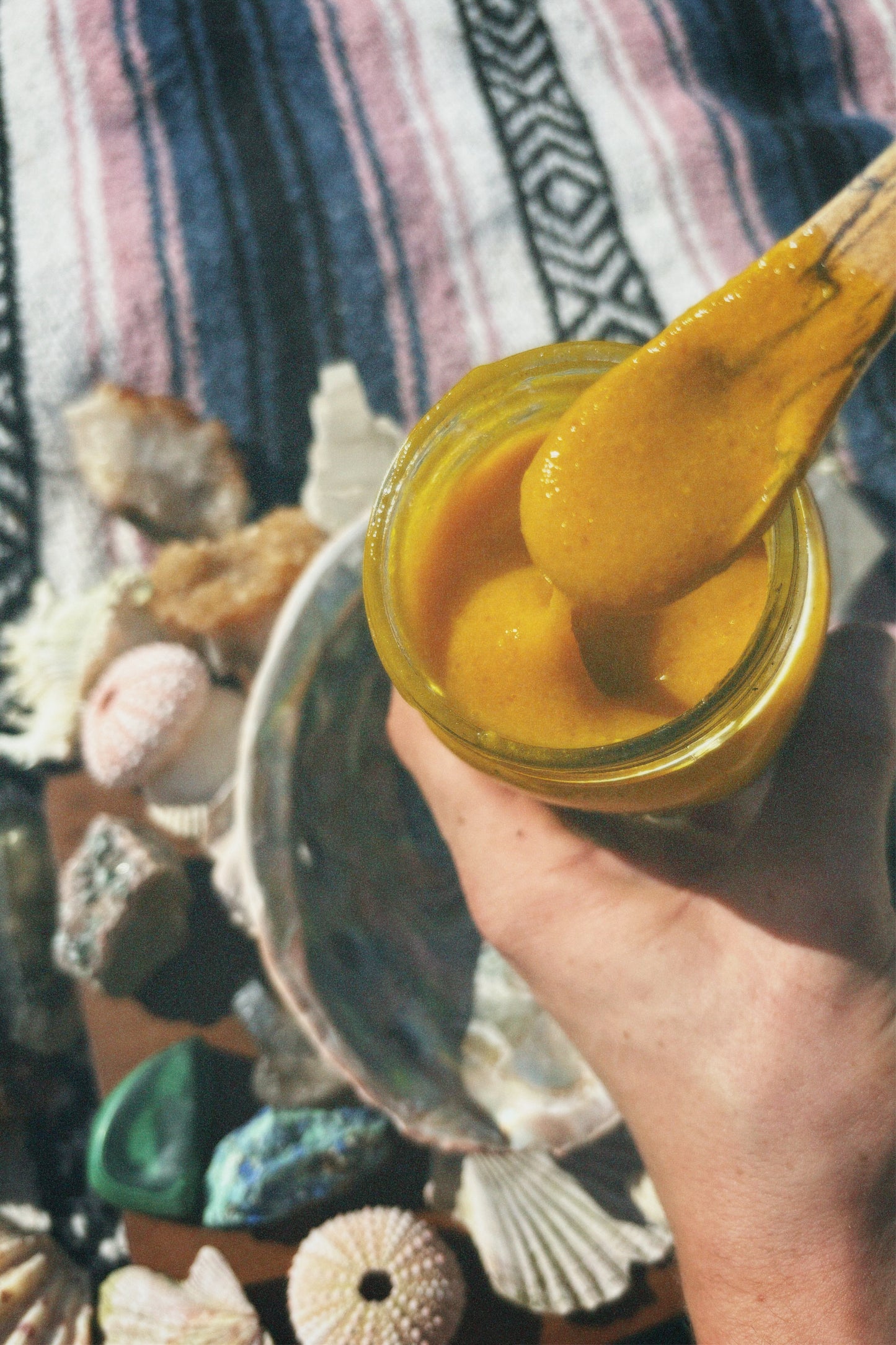 Golden Sunrise Magik Moss Gel 16 oz. Jar